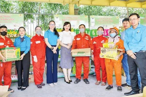 Chương trình phúc lợi với nhiều mặt hàng thiết yếu dịp Tết, dành cho đoàn viên, người lao động tại Công ty cổ phần cơ khí xây dựng thương mại Đại Dũng.