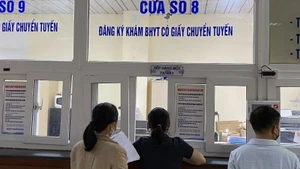Các cơ sở khám bệnh, chữa bệnh cần sử dụng quỹ bảo hiểm y tế tiết kiệm, hiệu quả. (Ảnh minh họa: ĐỖ THOA)