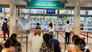 Danh mục thuốc bảo hiểm y tế của Việt Nam tương đối đầy đủ, toàn diện và mở rộng so với mức phí đóng bảo hiểm y tế. (Ảnh: ĐỖ THOA)
