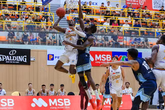 Nha Trang Dolphins vất vả vượt qua V Islanders. (Ảnh: VBA)