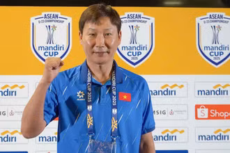 Huấn luyện viên Kim Sang Sik đặt niềm tin vào đội tuyển U23 Việt Nam. (Ảnh: VFF)