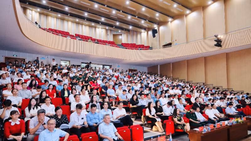 Đại biểu dự hội nghị