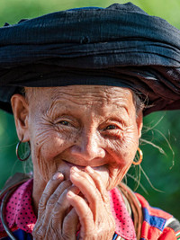 Pà Thẻn