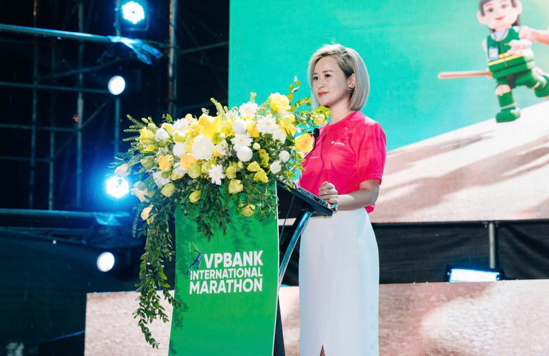 Bà Nguyễn Thùy Dương, Giám đốc Khối Truyền thông & Tiếp thị VPBank. anh-2.jpg