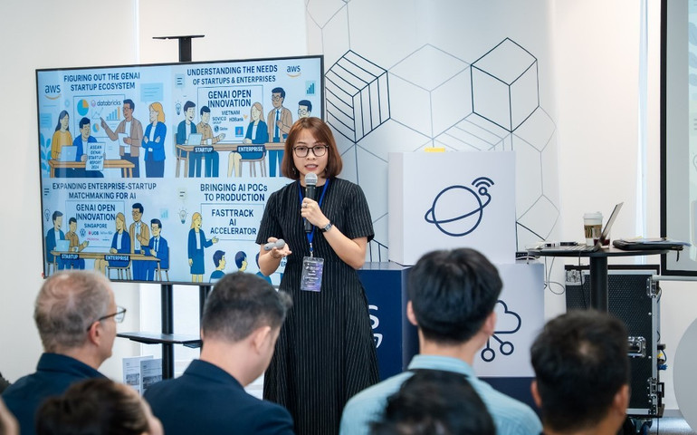 Ms. Laura Nguyen, Executive Director of GenAI Fund, at the GenAI Open Innovation Vietnam 2025 event on July 3, 2025 loan-nguyen.jpg