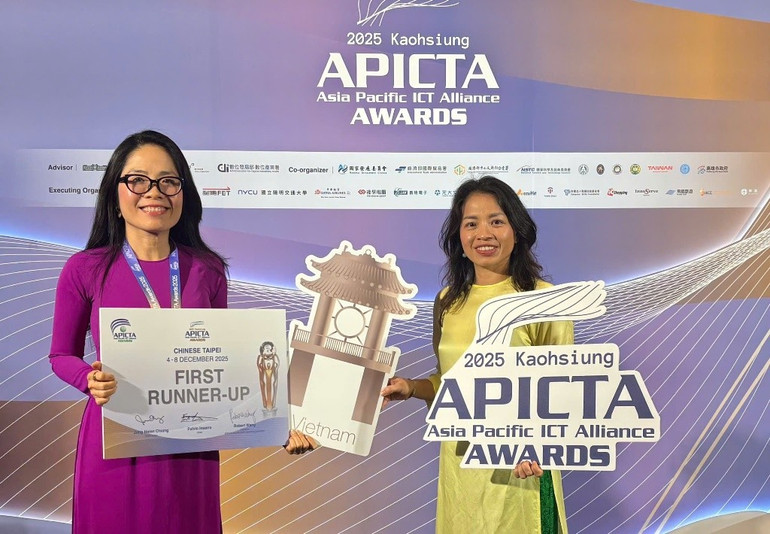 ដំណោះស្រាយ Smartlog Logistics បានទទួលរង្វាន់ជ័យលាភីលេខ១។ apicta-2025-nhi-3.jpg