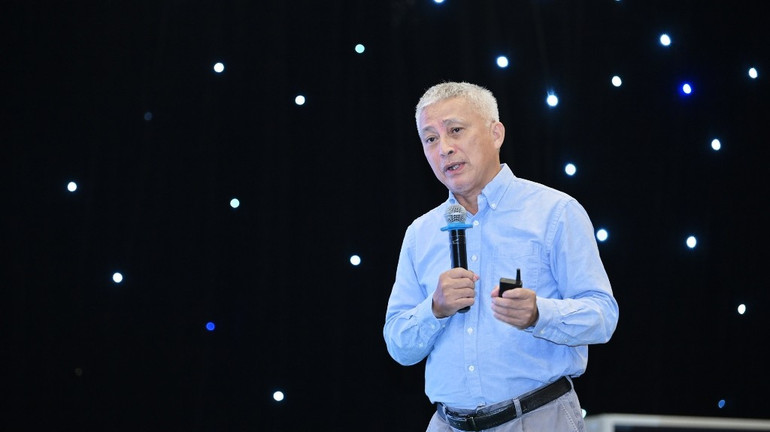 TS Hoàng Dương Tùng, Chủ tịch Mạng lưới Không khí sạch Việt Nam phát biểu. dien-gia-tshoang-duong-tung-size-nho.jpg