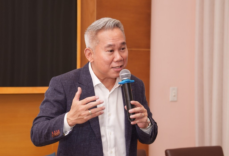 Ông Eric Yeo, Tổng Giám đốc AWS Việt Nam tại buổi họp báo công bố báo cáo chiều 18/9. ong-eric-yeo-tong-giam-doc-aws-viet-nam.jpg