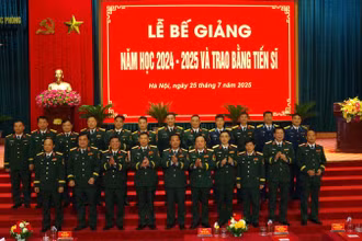 Lễ bế giảng năm học 2024-2025 tại Học viện Quốc phòng. 