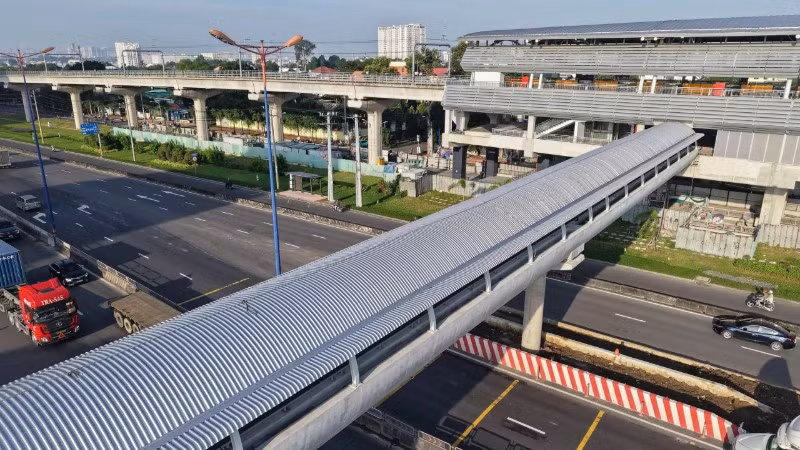 Ga Phước Long, một trong 7 nhà ga trên cao sẽ được lắp hệ thống thang máy mang lại tiện ích cho hành khách đi tuyến Metro số 1. (Ảnh: QUÝ HIỀN)