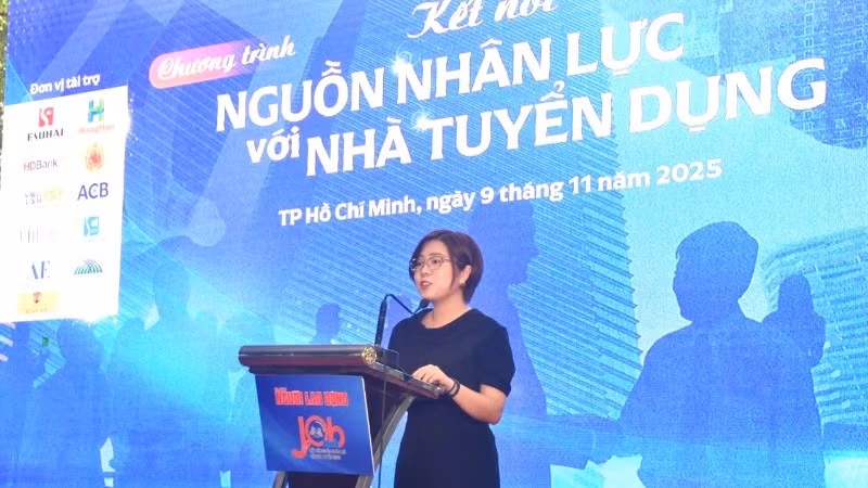 Công ty tuyển dụng chia sẻ ý kiến tại Diễn đàn "Nâng chất lượng nguồn nhân lực đáp ứng yêu cầu của thị trường lao động trong bối cảnh mới". (Ảnh: QUÝ HIỀN)