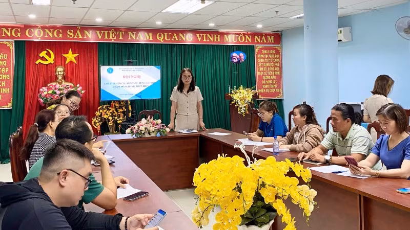 Bảo hiểm xã hội Thành phố Hồ Chí Minh kiểm tra các doanh nghiệp chậm đóng bảo hiểm xã hội. (Ảnh: QUÝ HIỀN)