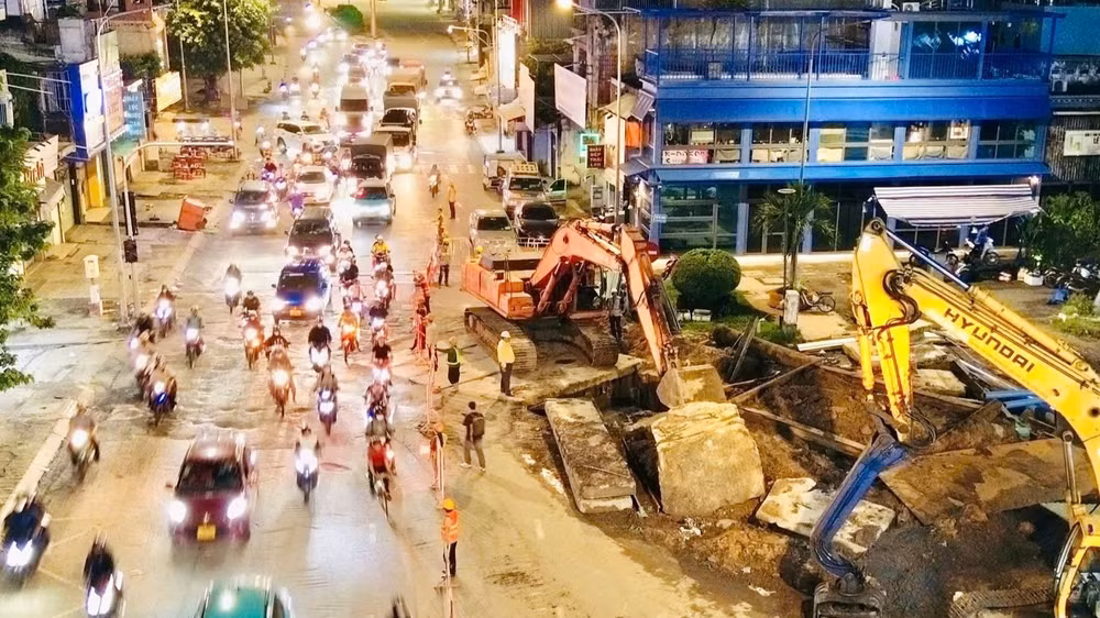 metro-2-thi-cong-ban-dem-4463.jpg