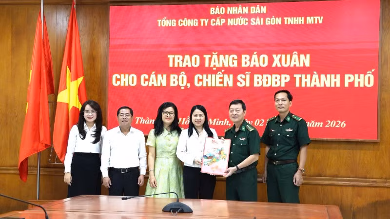 trao-bao-xuan-bo-doi-bp-7601.jpg