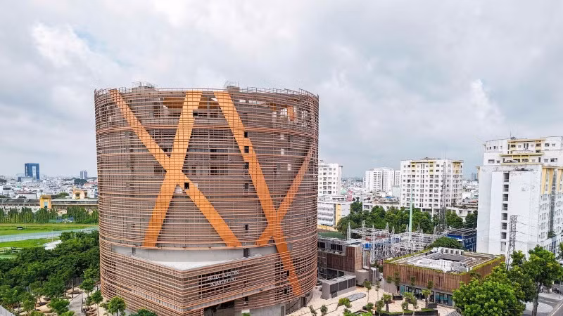 Rạp xiếc và biểu diễn đa năng Phú Thọ (Thành phố Hồ Chí Minh) bằng nguồn vốn ngân sách chuẩn bị khánh thành trong tháng 8 này. (Ảnh: VÕ LÊ)