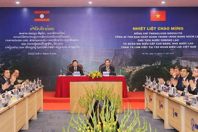 Đoàn đại biểu cấp cao Đảng, Nhà nước Lào làm việc tại Tập đoàn Điện lực Việt Nam.