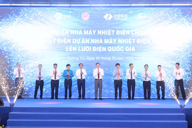 Khởi công, phát động thi đua xây dựng Nhà máy nhiệt điện LNG Quảng Trạch II, công bố phát điện Nhà máy nhiệt điện Quảng Trạch I lên lưới điện quốc gia. (Ảnh: EVN cung cấp)