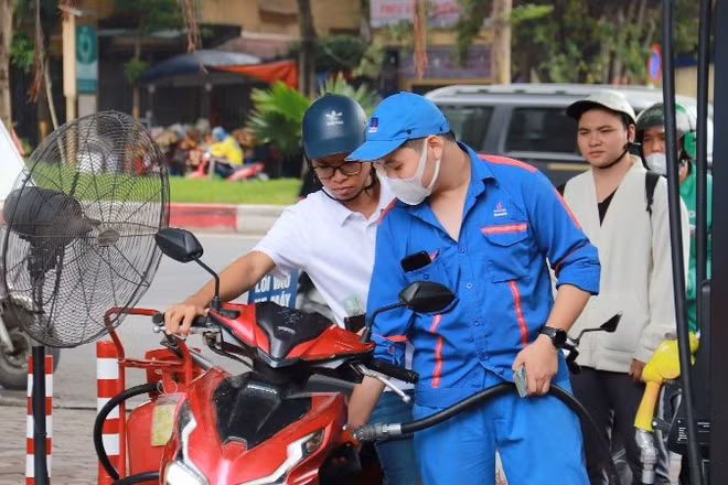 Tăng cường các giải pháp bảo đảm an ninh năng lượng. 