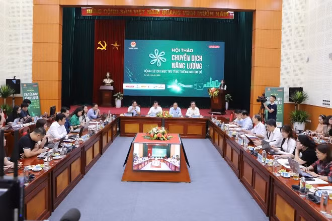Toàn cảnh Hội thảo “Chuyển dịch năng lượng - Động lực cho mục tiêu tăng trưởng hai con số”.