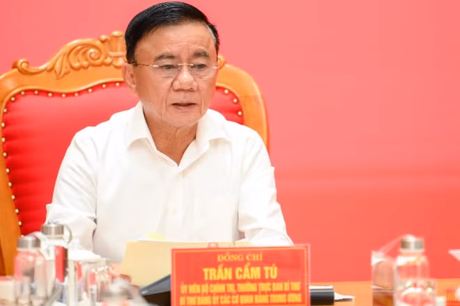 Đồng chí Trần Cẩm Tú, Ủy viên Bộ Chính trị, Thường trực Ban Bí thư. (Ảnh: ĐĂNG KHOA)