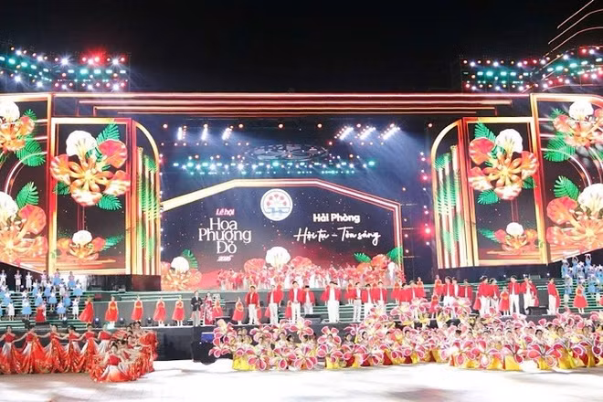 Buổi sơ duyệt chương trình khai mạc Lễ hội Hoa phượng đỏ - Hải Phòng 2026.