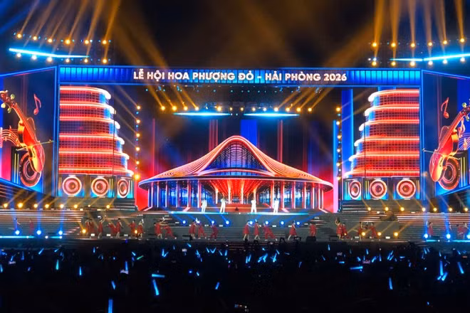Quang cảnh khai mạc Lễ hội Hoa Phượng đỏ - Hải Phòng 2026. (Ảnh: ĐỨC NGHĨA)