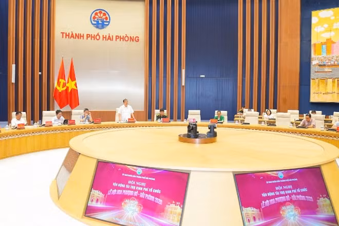 Ủy ban nhân dân thành phố Hải Phòng tổ chức hội nghị vận động doanh nghiệp tham gia tài trợ tổ chức Lễ hội Hoa phượng đỏ - Hải Phòng năm 2026.