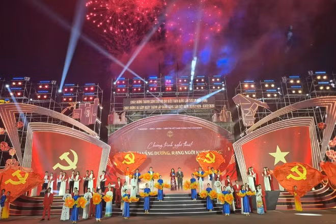 Chương trình nghệ thuật đặc biệt “Sáng mãi vầng dương - Rạng ngời khát vọng” mang thông điệp sâu sắc.