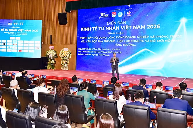 Quang cảnh Vòng đối thoại địa phương Diễn đàn kinh tế tư nhân Việt Nam 2026 - Phiên đối thoại thành phố Hải Phòng.