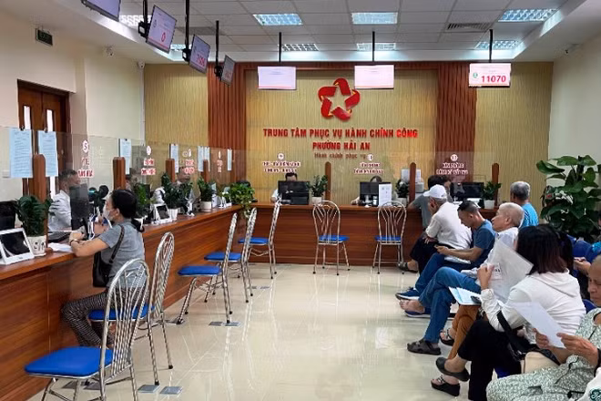 Trung tâm phục vụ hành chính công phường Hải An, Hải Phòng. (Ảnh XUÂN TRƯỜNG)