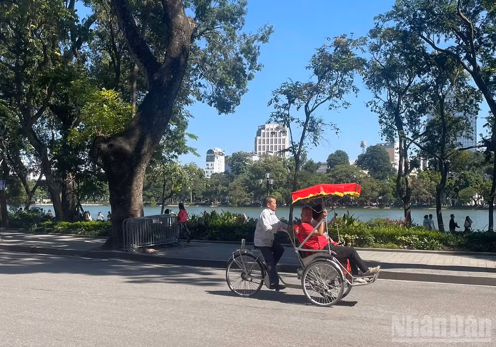 Dự báo khu vực Hà Nội ngày nắng, sáng và đêm trời rét. (Ảnh minh họa: Đ.T)