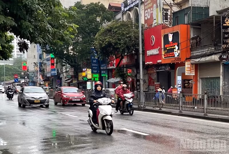Dự báo khu vực Hà Nội từ đêm 1/1/2026 trời chuyển rét. (Ảnh: Đ.T)