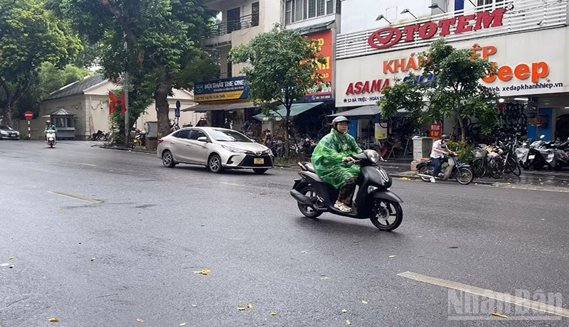 Dự báo chiều tối khu vực Bắc Bộ có mưa rào và dông rải rác. (Ảnh minh họa: Đ.T)