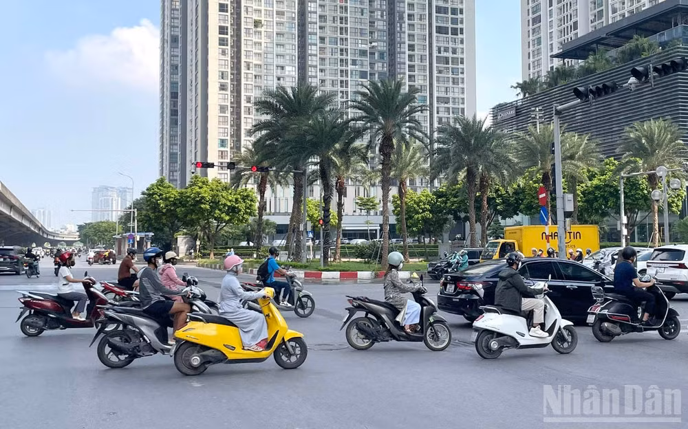 Thời tiết ngày 21/9: Bắc Bộ ngày nắng, Nam Bộ có mưa rào và dông Dự báo khu vực Hà Nội ngày nắng, đêm không mưa. (Ảnh minh họa: Đ.T)