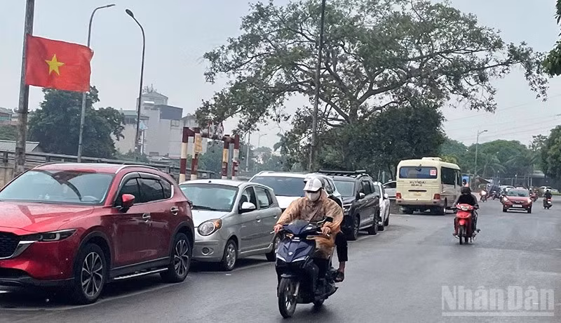 Dự báo khu vực Hà Nội có mây, ngày nắng, chiều tối có lúc có mưa rào và dông. (Ảnh minh họa: Đ.T)