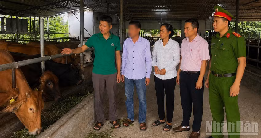 Gia đình anh L.V.H. trú tại bản Cầu Tám, xã Mường Xén được giải ngân theo Quyết định số 08/2026/QĐ-TTg.