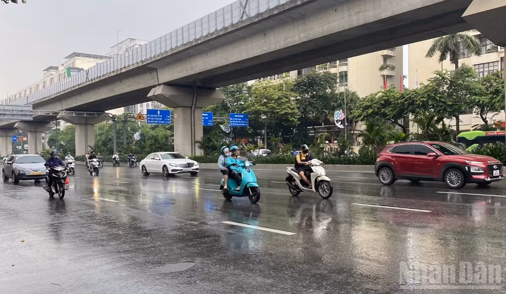 Dự báo khu vực Hà Nội có mưa, mưa vừa và dông. (Ảnh minh họa: Đ.T)
