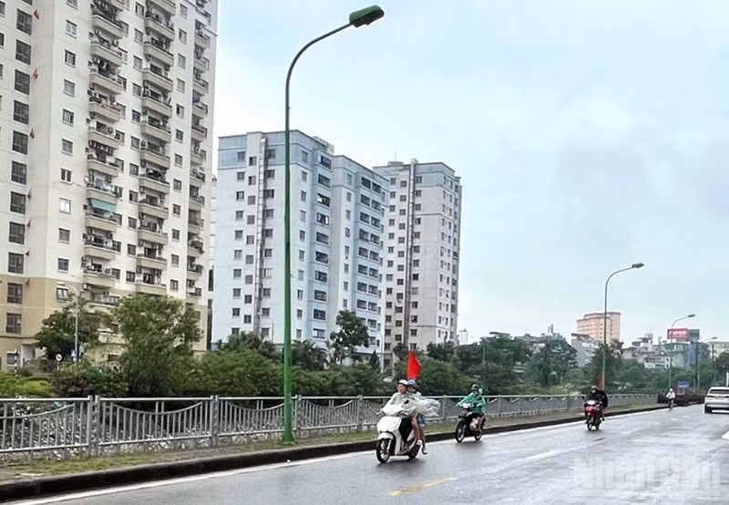 Dự báo khu vực Hà Nội có lúc có mưa rào và dông, cục bộ có nơi mưa to. (Ảnh minh họa: Đ.T)