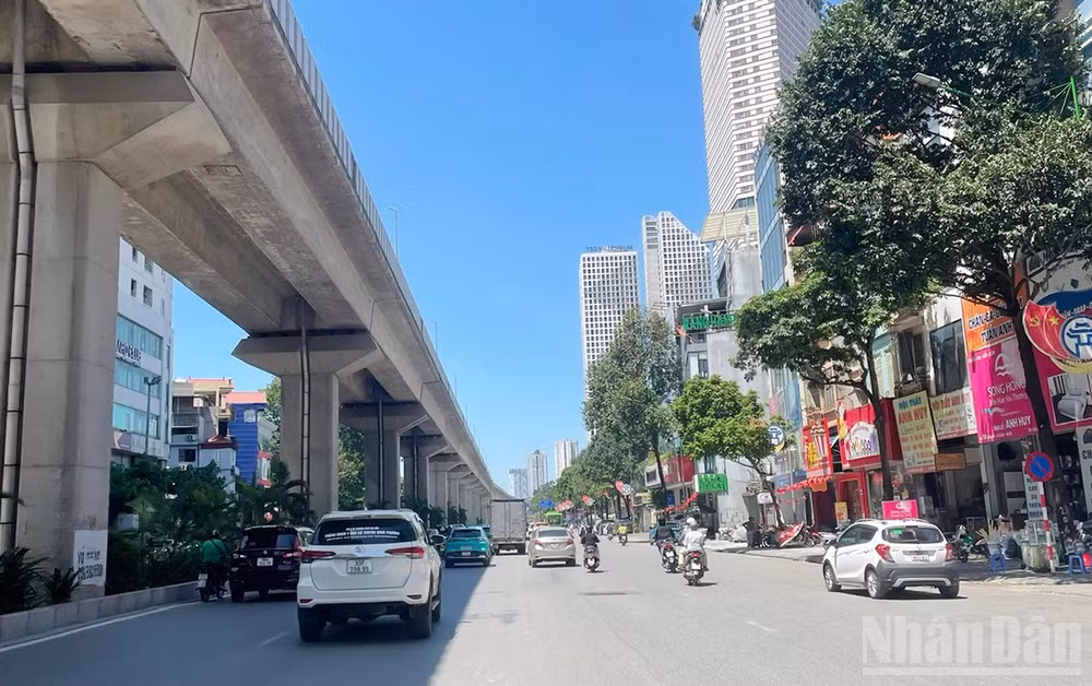 Dự báo khu vực Hà Nội ngày nắng, có nơi nắng nóng, chiều tối và đêm có mưa rào và dông vài nơi. (Ảnh minh họa: Đ.T)