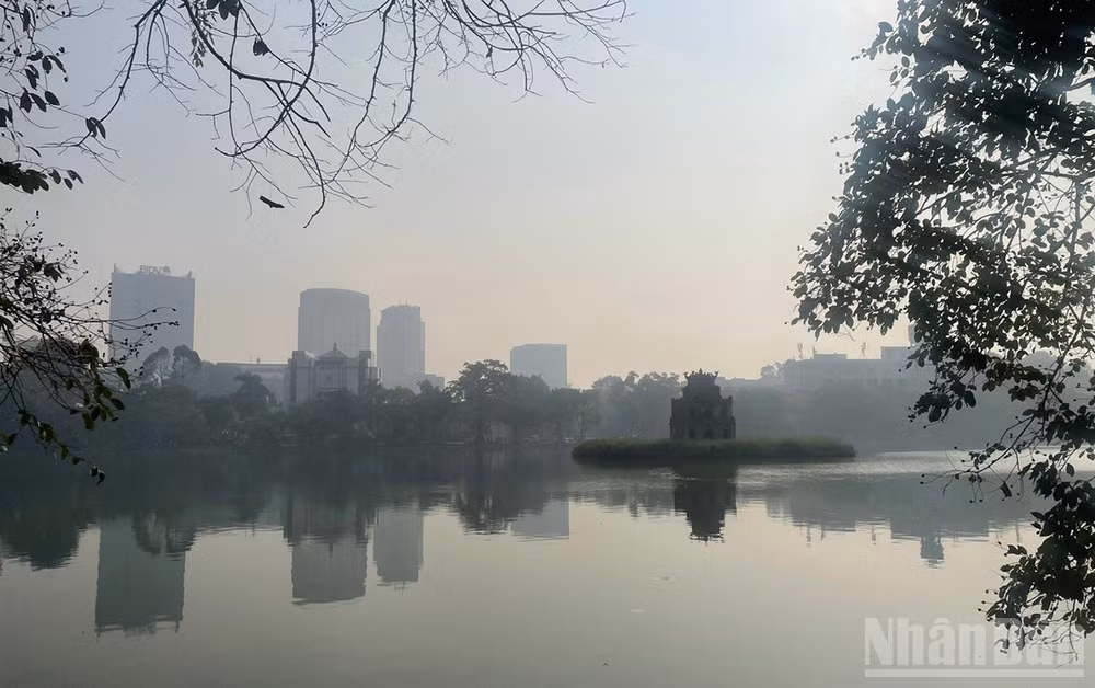 Dự báo khu vực Hà Nội sáng sớm và đêm trời rét. (Ảnh minh họa: Đ.T)
