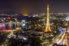 Tháp VNPT-Vinaphone Đà Lạt được xem là “biểu tượng” sinh động trên xứ ngàn hoa.