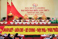 Đoàn Chủ tịch điều hành Đại hội đại biểu Đảng bộ tỉnh Lâm Đồng lần thứ I, nhiệm kỳ 2025-2030.
