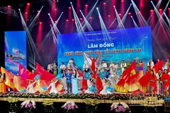 Chương trình nghệ thuật đặc biệt chào mừng thành lập tỉnh Lâm Đồng mới góp phần tạo khí thế phấn khởi, niềm tin về "Lâm Đồng nghĩa tình, vươn mình tỏa sáng tương lai".