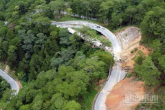 Vị trí sạt lở trên Quốc lộ 20, đoạn qua đèo D'Ran, phường Xuân Trường-Đà Lạt, tỉnh Lâm Đồng.