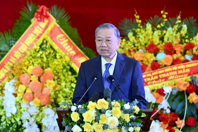 Tổng Bí thư Tô Lâm phát biểu tại Lễ kỷ niệm 80 năm Ngày truyền thống Tòa án nhân dân. (Ảnh ĐĂNG KHOA) a5-bnd-5043.jpg
