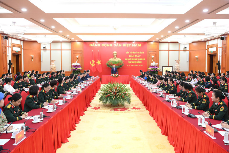 ទិដ្ឋភាពនៃកិច្ចប្រជុំ។ (រូបថត៖ ដាំង ខូអា) a7-bnd-2309.jpg