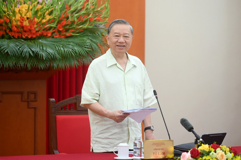 Tổng Bí thư Tô Lâm phát biểu chỉ đạo phiên họp. (Ảnh: ĐĂNG KHOA) a3-bnd-3062.jpg