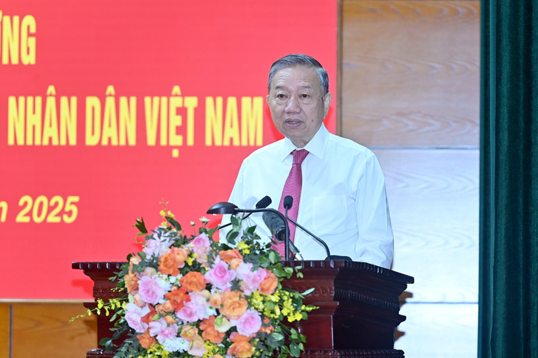 Tổng Bí thư Tô Lâm phát biểu tại buổi làm việc với Tổng cục Chính trị Quân đội nhân dân Việt Nam. (Ảnh: ĐĂNG KHOA) a7-bnd-5549.jpg