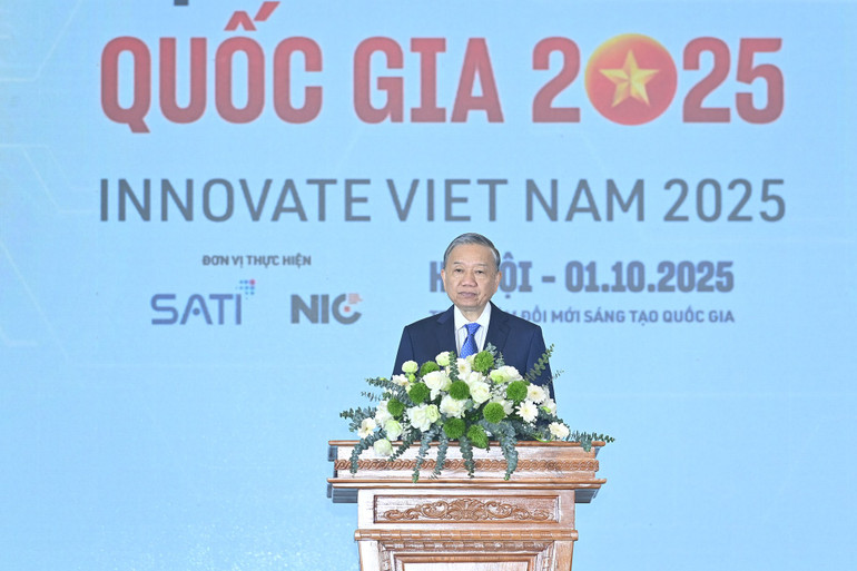 អគ្គលេខាធិកា To Lam ថ្លែងក្នុងពិធីឆ្លើយតបនឹងទិវានវានុវត្តន៍ជាតិឆ្នាំ ២០២៥។ (រូបថត៖ DANG KHOA) a4-bnd-0002.jpg