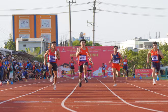 Đại hội thể thao học sinh Đông Nam Á lần thứ 13 là cơ hội để học sinh các nước trong khu vực giao lưu, học hỏi.